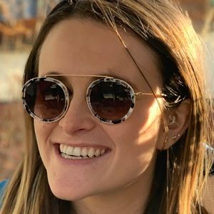 Meet your Posher, Jenny